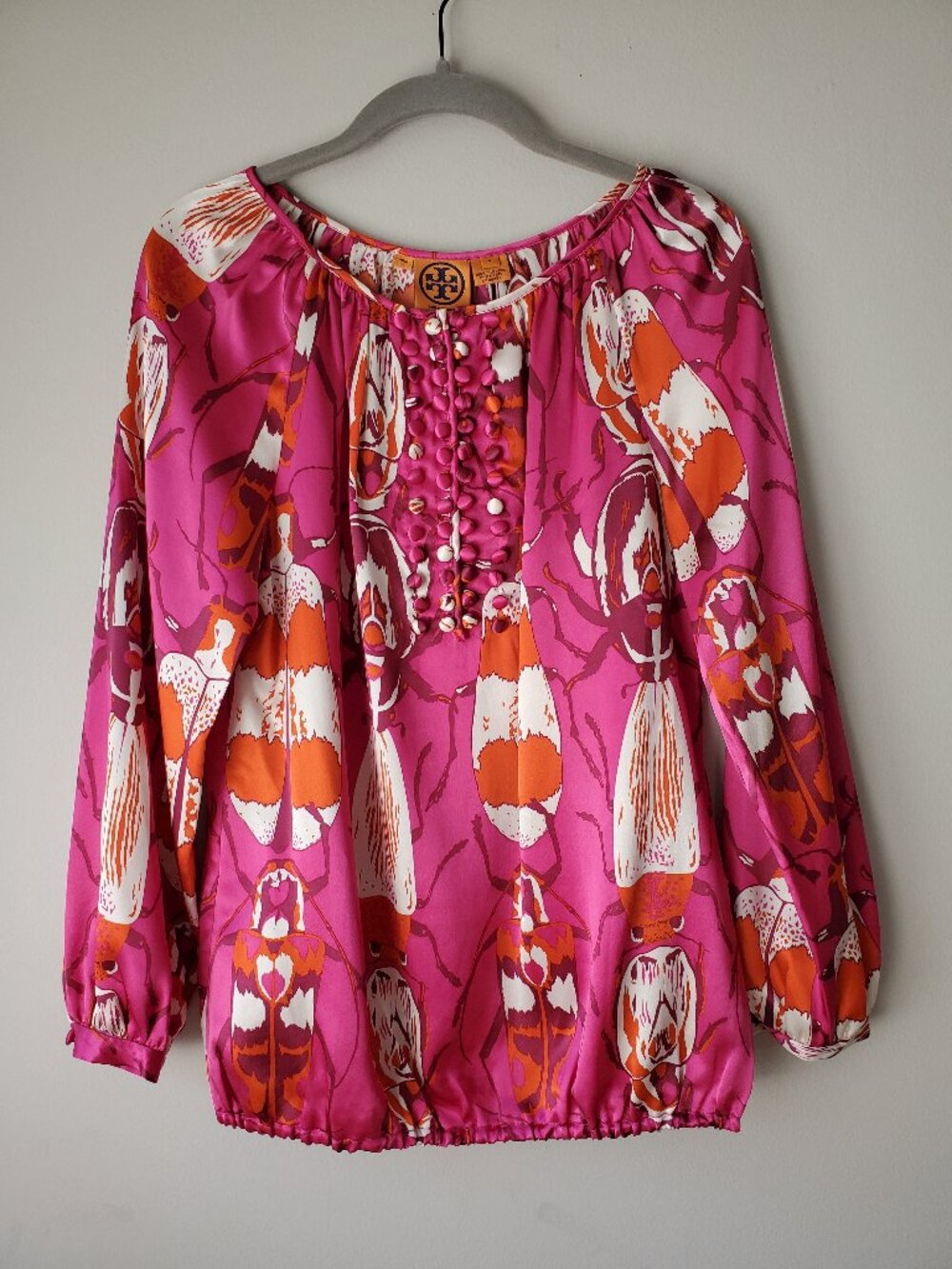 Tory Burch NWOT 100% Silk Fuchsia & Orange Beetle Print Blouse 4